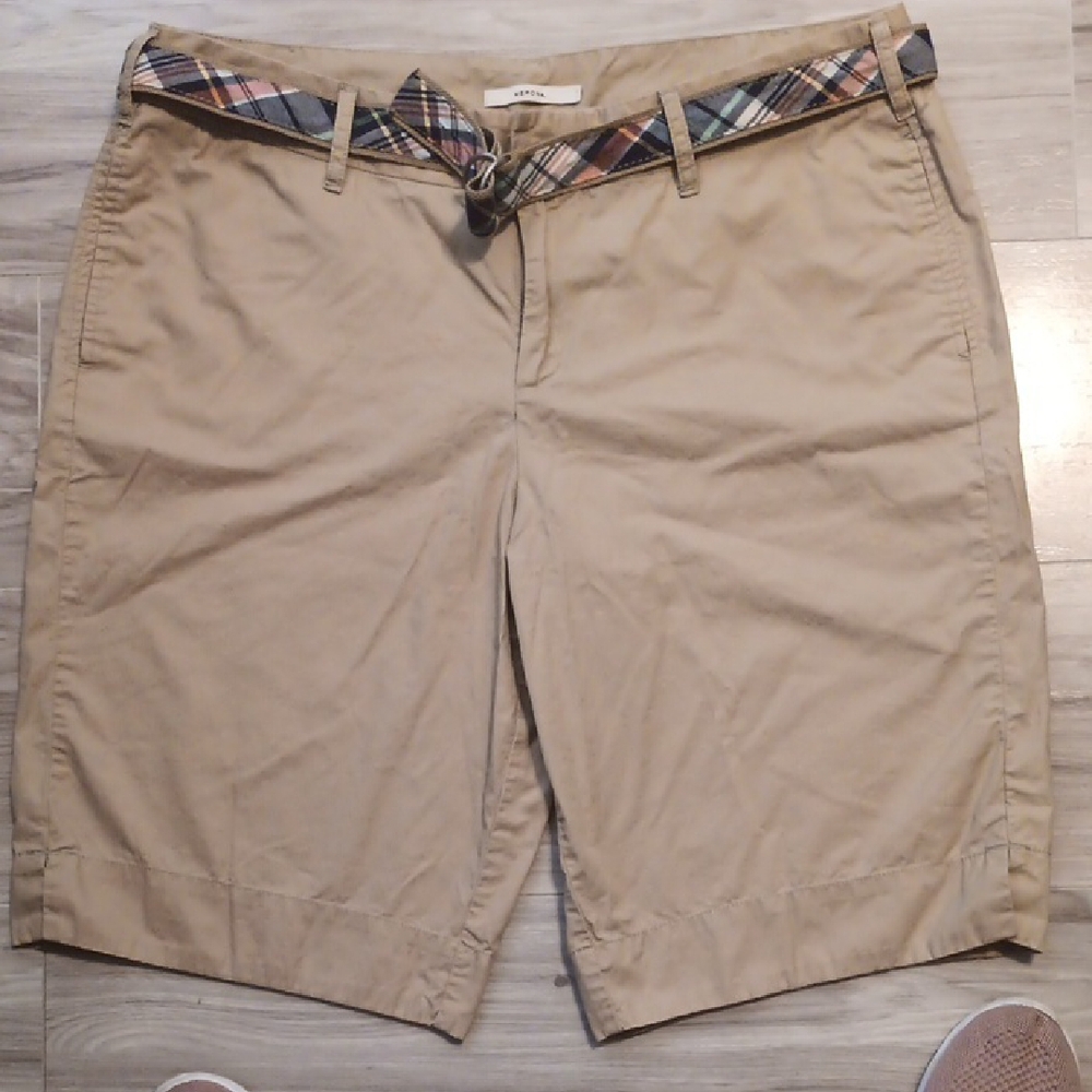 J. Crew Tan Flat Front Shorts with Stylish Plaid Belt